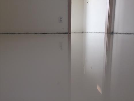 TopStone - white epoxide flooring